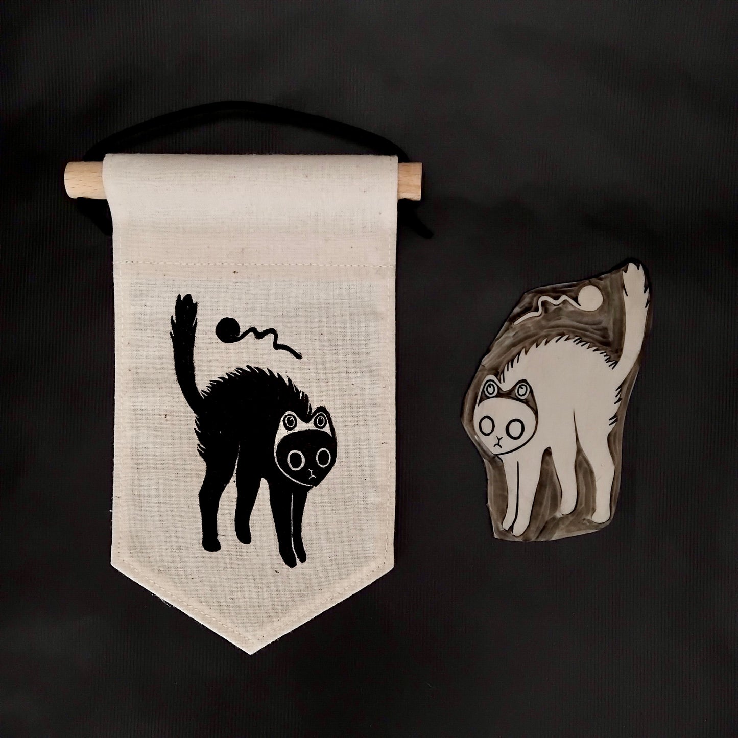 HANDMADE CATS IN HATS MINI FABRIC WALL HANGING