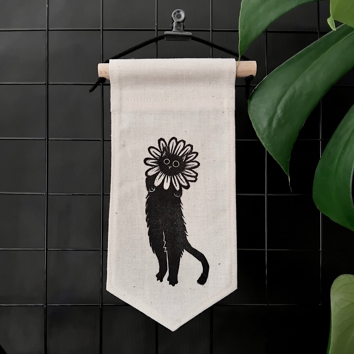 HANDMADE CATS IN HATS MINI FABRIC WALL HANGING
