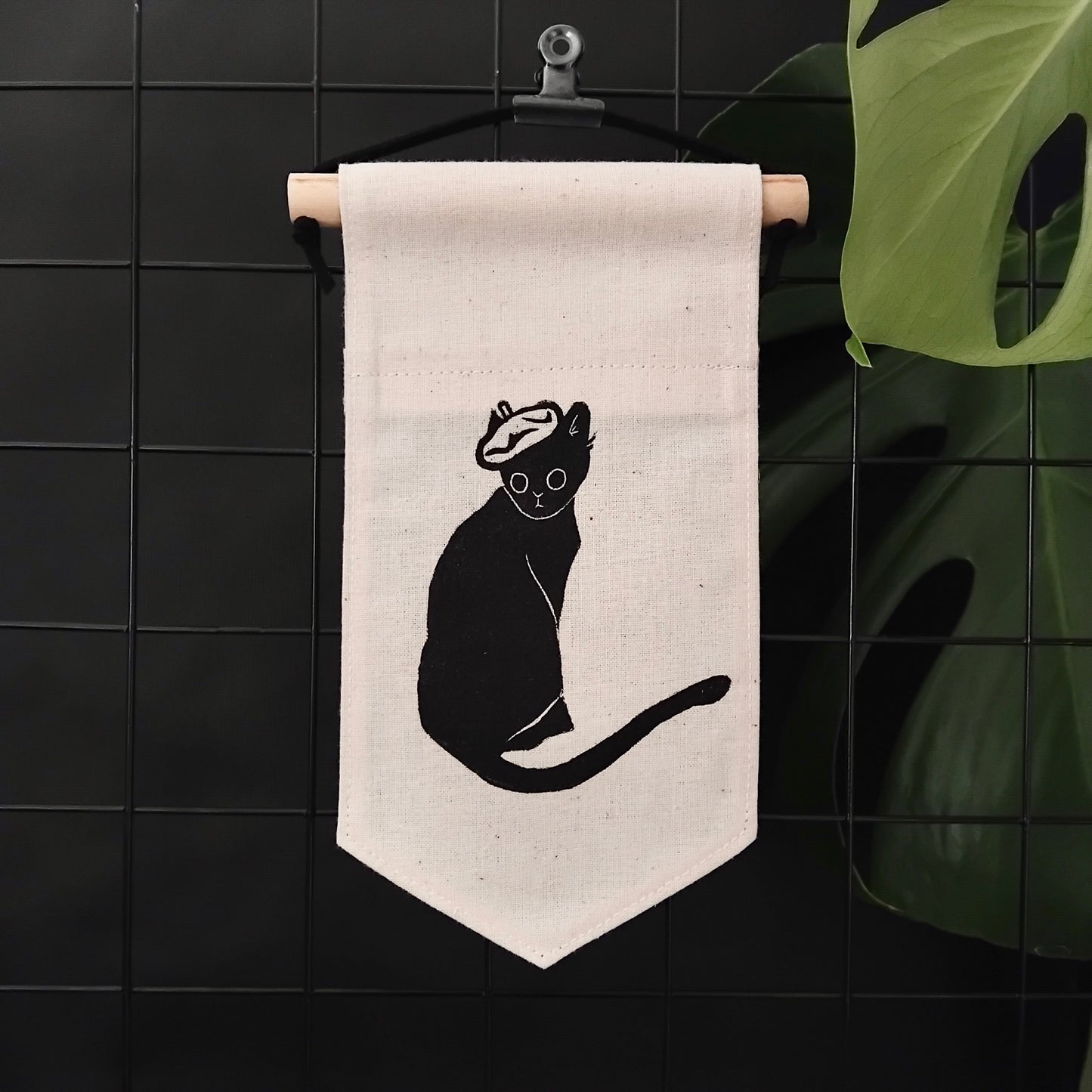 HANDMADE CATS IN HATS MINI FABRIC WALL HANGING