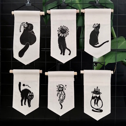 HANDMADE CATS IN HATS MINI FABRIC WALL HANGING